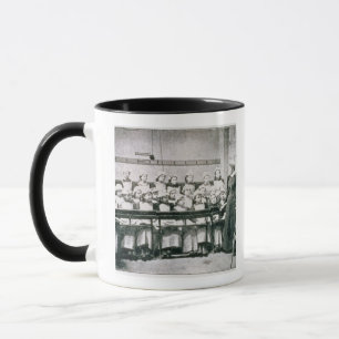 En kurs i hemkunskap (b&wfotoet) mugg