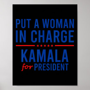 En kvinna i Charge Kamala Harris Demokrat Poster