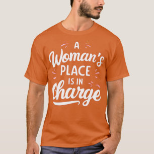 En kvinna i Ställe är ansvarig T Shirt