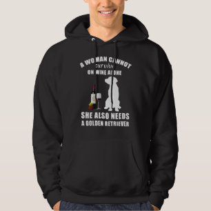 En kvinna kan inte Överleva på Vin Ensam, men hon  Hoodie