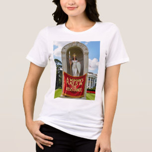 En kvinnas Ställe är i motståndsrörelsen T-Shirt