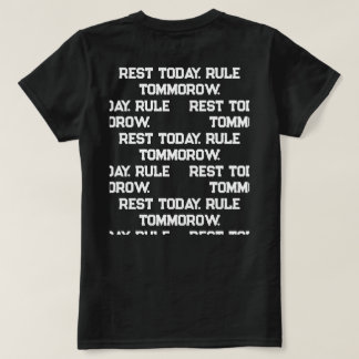 En kvinnlig T-Shirt