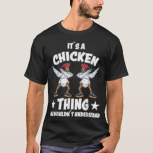 En kyckling i Sak Design Chicken som säger "Farmer T Shirt