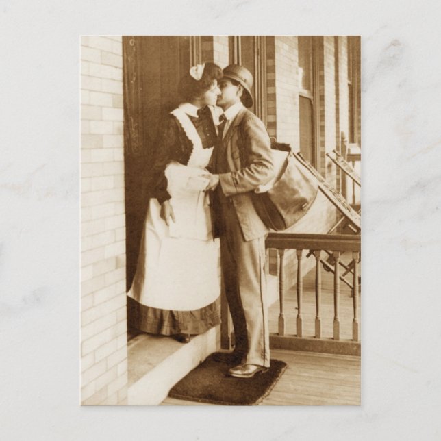 En kyss från brevbäraren vykort (Framsida)