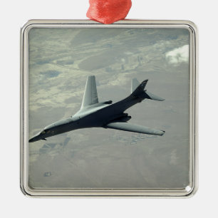 En Lancer för US-flygvapen B-1B på en stridpatru Julgransprydnad Metall
