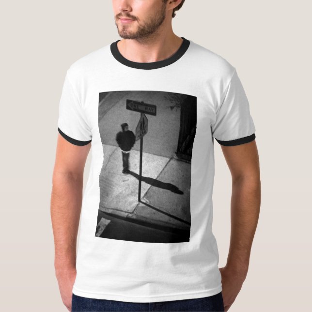 En långt tee shirt (Framsida)