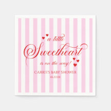 En liten älskling rosa röda hjärtan baby shower