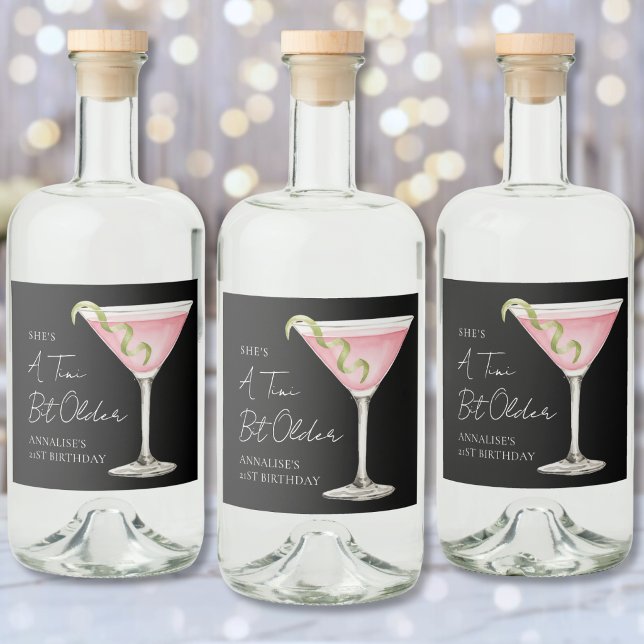 En liten aning äldre Martini födelsedag Spritflaskor Etikett (A Tini Bit Older Martini Birthday Liquor Bottle Label)