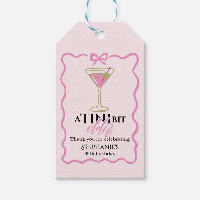 En liten aning äldre Martini Söt rosa kant Födelse Presentetikett (Framsidan)