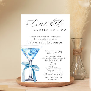En liten bit närmare Jag gör Blue Martini Bridal S Inbjudningar