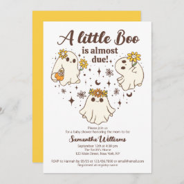 En liten boj är snart klar för babyskor inbjudningar