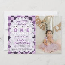 En liten Boo är ett år Purple Rutig 1-årsdag