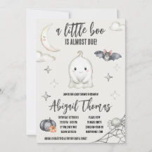 En liten BOO är nästan förfallen! Halloween Baby S