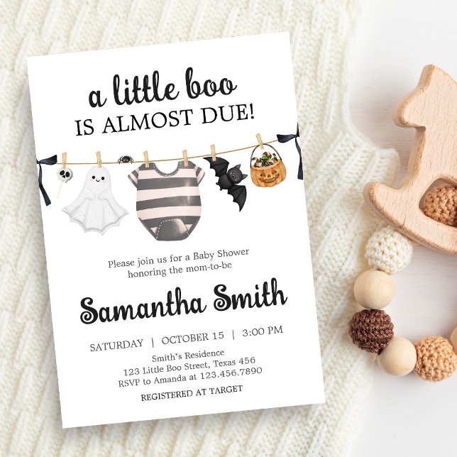 En liten boo är nästan på grund av babyskor inbjudningar (A Little Boo Baby Clothes Baby Shower Invitation )