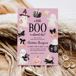 En liten boo är nästan på väg till Halloween Baby Inbjudningar