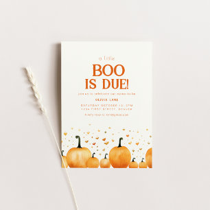 En liten boo är på grund av Halloween Baby Shower Inbjudningar