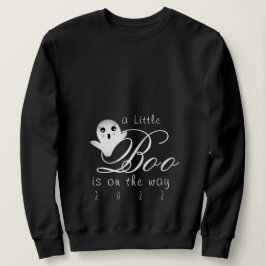 En liten boo är på Way Sweatshirt T Shirt