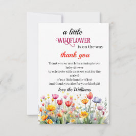 En liten bytt blomma i flicka tack kort