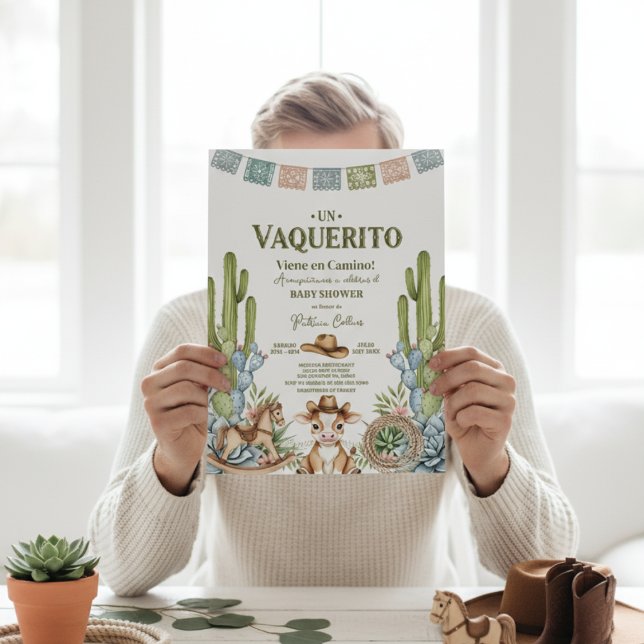 en liten cowboy är på väg rodeo baby shower inbjudningar (Skapare uppladdad)