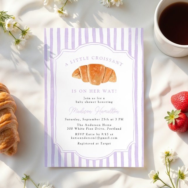 En Liten Croissant är på Väg Lilac Baby Shower Inbjudningar (Skapare uppladdad)