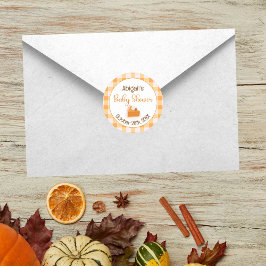 En liten Cutie Paj Gingham Fall Baby Shower Runt Klistermärke