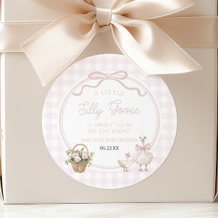 En liten dum gås rosa blomsterbåge baby shower runt klistermärke