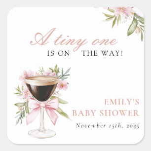 En liten Espresso Martini Baby Shower Fyrkantigt Klistermärke