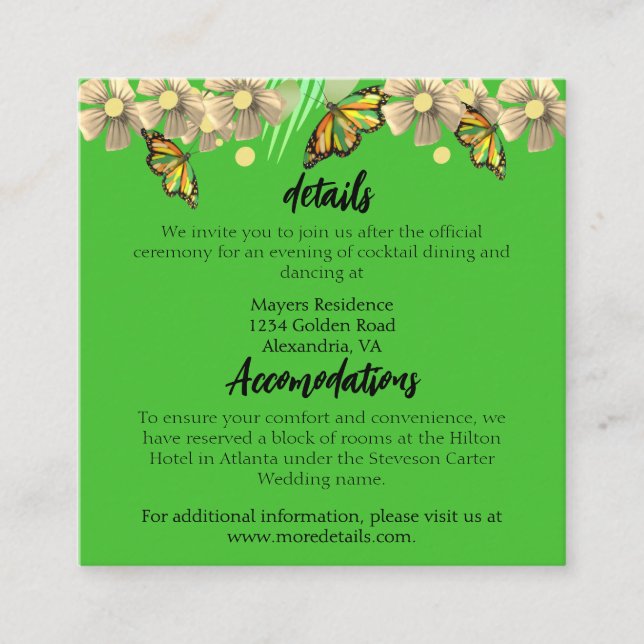 En liten fjäril är på väg mot Blommigt Tilläggskort (Framsida)