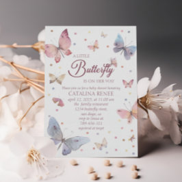 En liten fjäril Pastell Baby Shower Inbjudningar