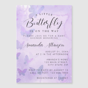 En liten fjärilshuggare för Lila Baby Shower Magnetisk Inbjudningskort