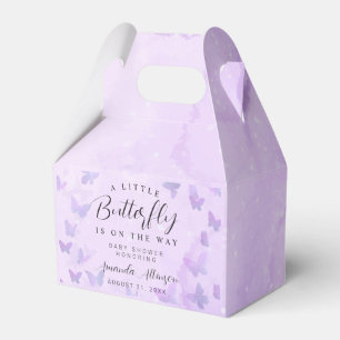 En liten fjärilshuggare för Lila Baby Shower Presentaskar