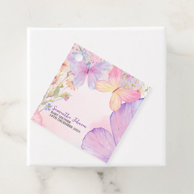 En liten fjärilspastel, vismisk babystövel F Gåvor Etiketter (På plats)