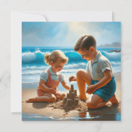 En liten flicka och pojke som Bygger ett Sandcastl