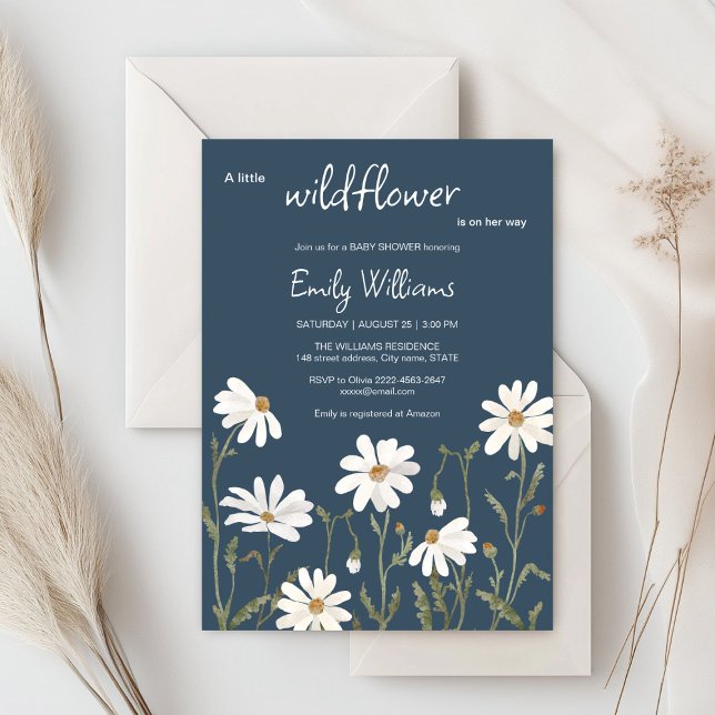 En liten inbjudan till babydusch på daisyn för vil (Daisy wildflower watercolor baby in bloom floral shower invitation in navy colors, rustic, boho)