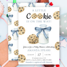 En liten kaka är på väg att duscha babyduschen