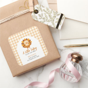 En liten kalkon Baby Shower Thanksgiving Fyrkantigt Klistermärke
