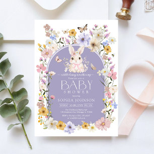 En liten kanin vildblomma baby shower inbjudningar