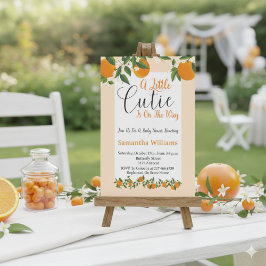 En liten kutik är på väg att Orange babyskor Inbjudningar