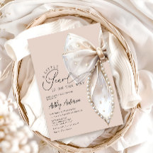 En liten pärla är på väg mot babyskorna i Beige Bo