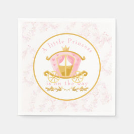 En liten prinsessa är på väg att bjudas in pappersservett