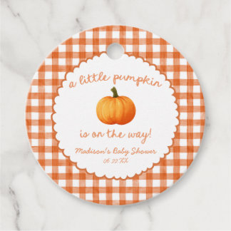 En liten pumpa nyckfull orange höst baby shower gåvor etiketter