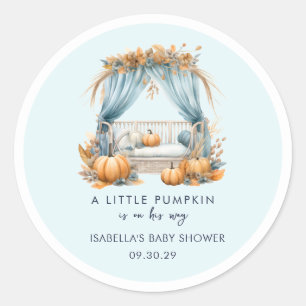 En liten Pumpkin är på hans sätt. Runt Klistermärke