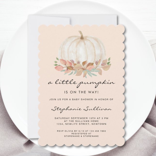 En liten Pumpkin är på väg att visa sig vara babys Inbjudningar (Skapare uppladdad)