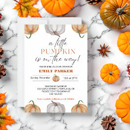 En liten Pumpkin är på Way Baby Shower Inbjudningar
