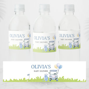 En liten putter golf baby shower vattenflaskor etikett