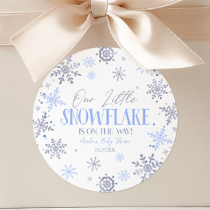 En liten snöflingor Vinter Blue Baby Shower Runt Klistermärke