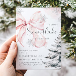 En liten snöflummel är på Way Girl Baby Shower Inbjudningar