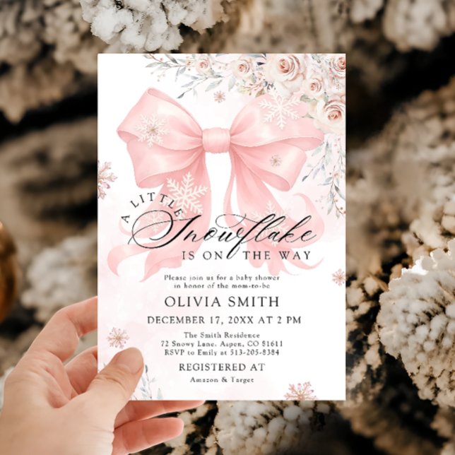 En liten snöflummel är på Way Girl Baby Shower Inbjudningar (Skapare uppladdad)
