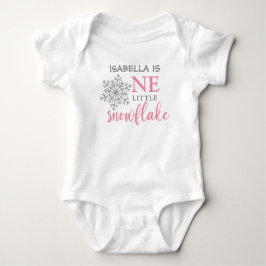 EN LITEN SNOWFLAKE FÖRSTA BIRTHDAG T SHIRT