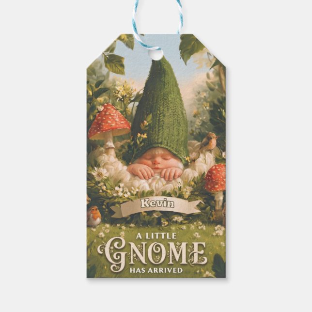 En liten tomte har anlänt Bebisannonsering Presentetikett (Framsidan)